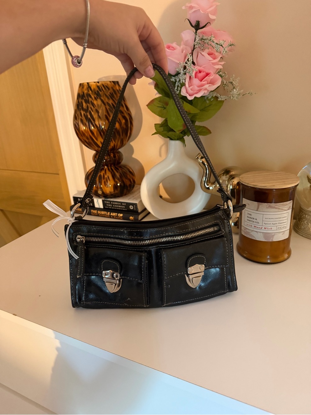 Black Leather Shoulder Bag - Classic Women's Handbag